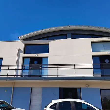Semesterbostad Maison Accueillante Au Coeur Du Avec Parking Prive *